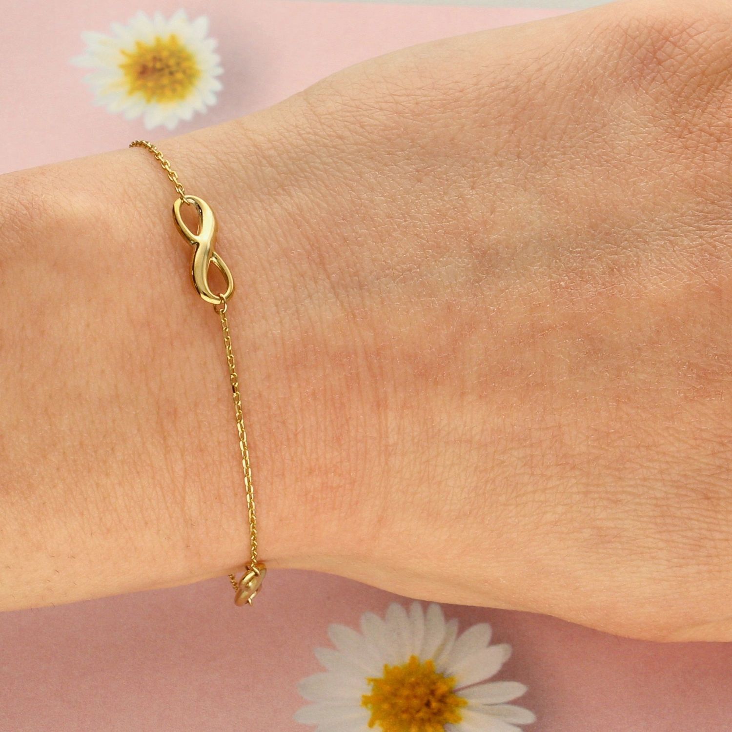 Bransoletka złota nieskończoność próby 333 BR 652.jpg